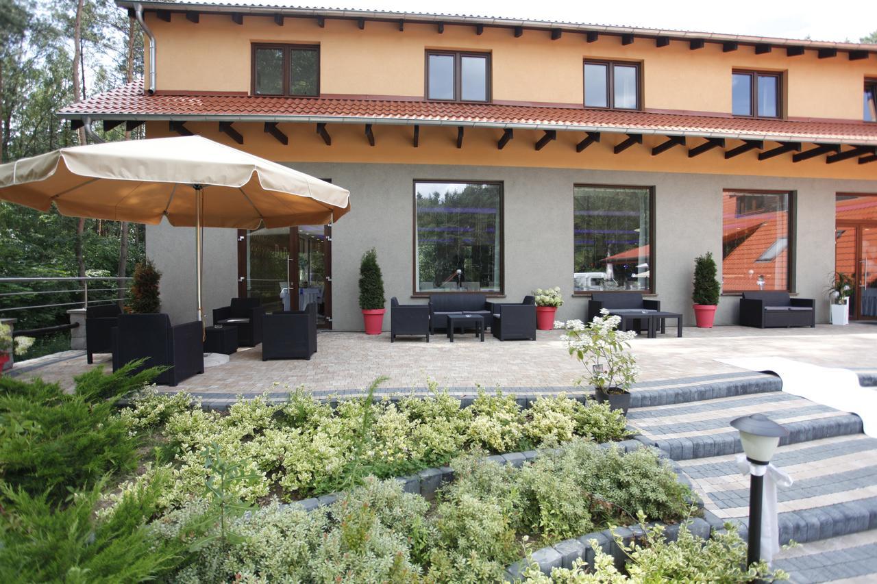 Zajazd Siodlo Hotel&Restauracja Kobyla Gora Exterior photo